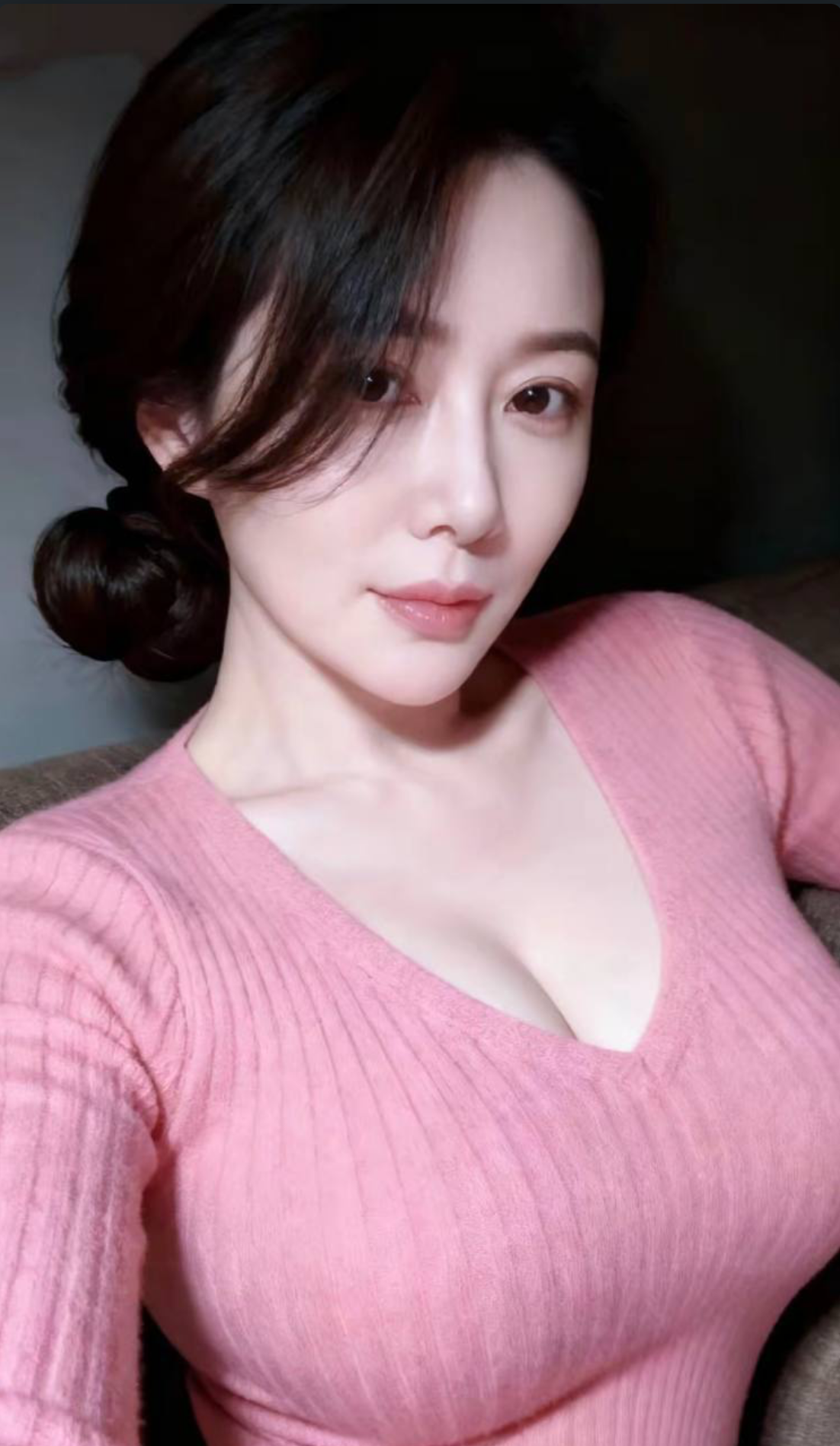 Có ảnh - Một cô ở tuổi 50 đẹp đến mức nào  Xamvn - Cộng Đồng Xe Ôm.jpeg.png